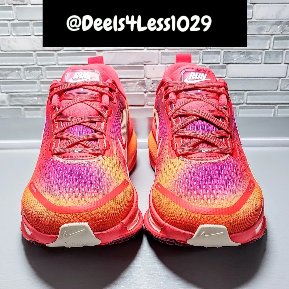 Nike Air Zoom Vomero 18 SE Sunset Womens Size 7.5 Ember Glow Washed Coral Beet